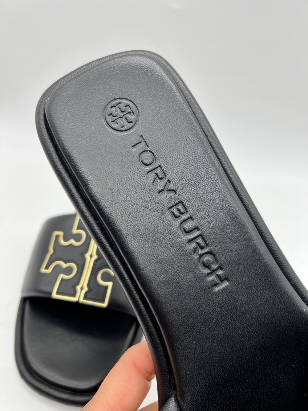Tory Burch Double T Sport Slide Black Gold Leather Sandals Size 11 - Picture 10 of 15